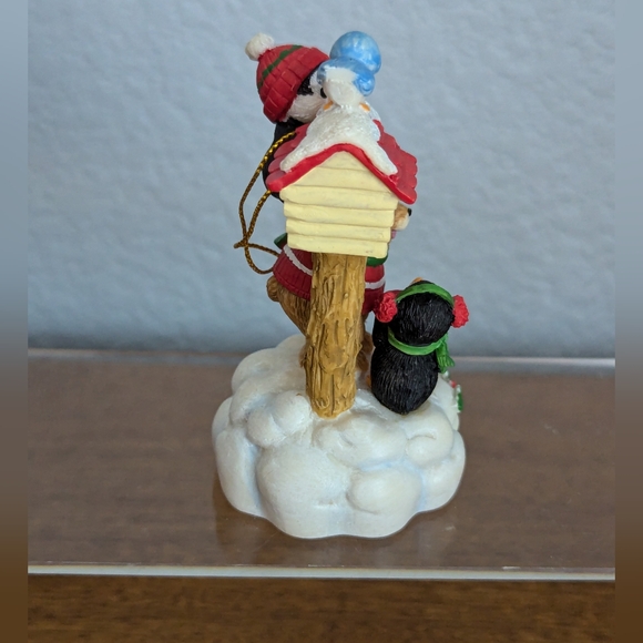 San Francisco Music Box Christmas Ornament Sending Christmas Greetings - Picture 8 of 10